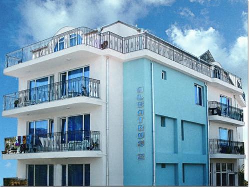 Albatros 2 Family Hotel 키텐 외부 사진